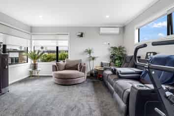 13/15 Onukutara Place, Huntington