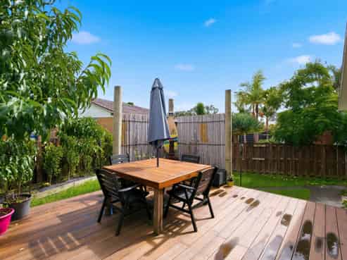 2 Rakatau Place, Ruakaka