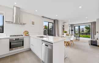 62 Nugget Avenue, Hobsonville