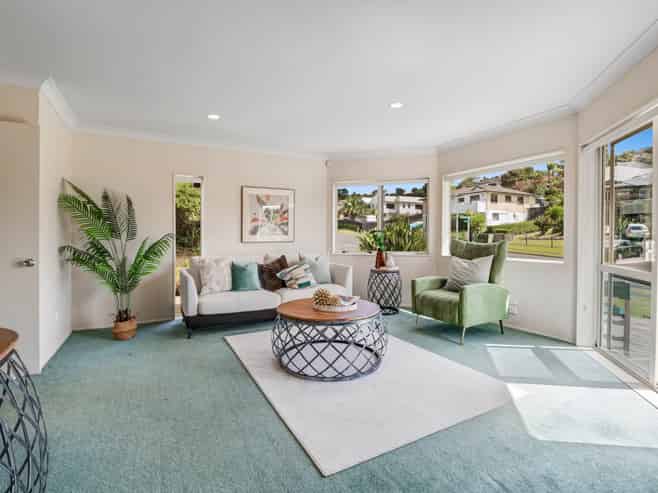 1 Grovenor Drive, Orewa