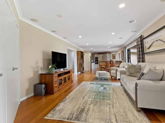 921 Gordonton Road, Gordonton