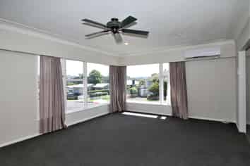 37 Lynmore Drive, Manurewa