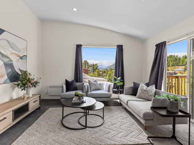 32A Dart Place, Fernhill/Sunshine Bay