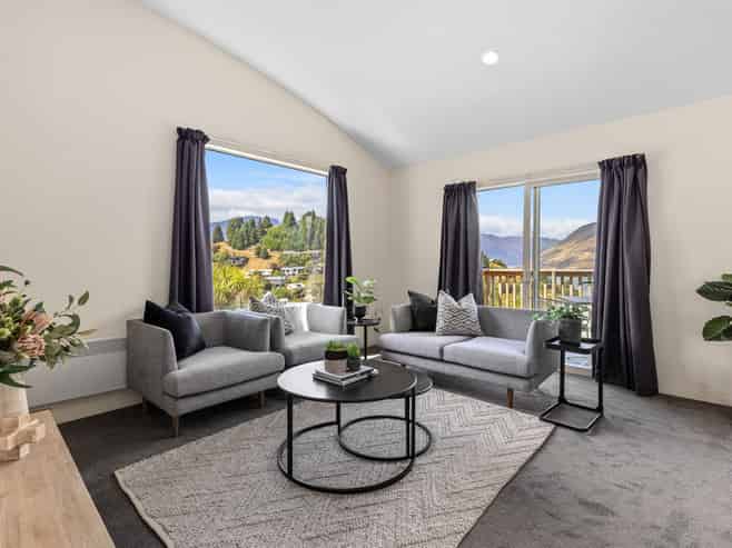 32A Dart Place, Fernhill/Sunshine Bay