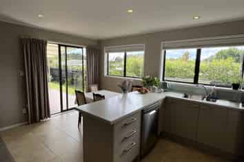 2/7 Anna Watson Road, Half Moon Bay