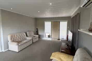 2/7 Anna Watson Road, Half Moon Bay