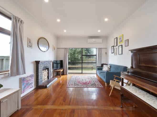 65 Botanical Road, Takaro