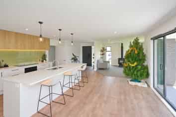 21B Foster Place, Amberley