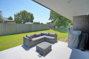 21B Foster Place, Amberley