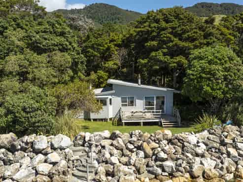 49 Totara Avenue, Collingwood