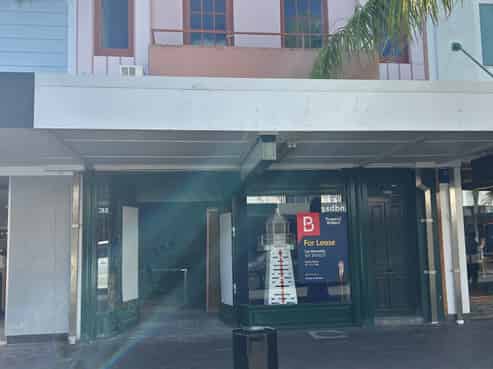 Napier CBD retail leasing gem