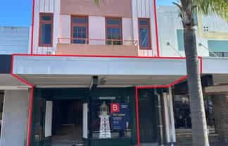 Napier CBD retail leasing gem