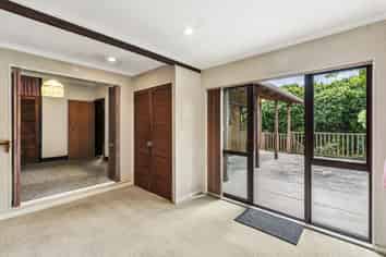 23 Tennis Court Road, Raumati South