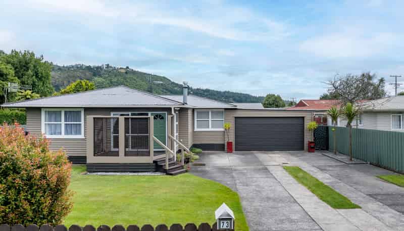 73 Clayton Road, Mangakakahi