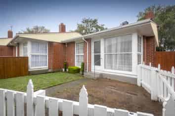 1/582 Barbadoes Street, Saint Albans