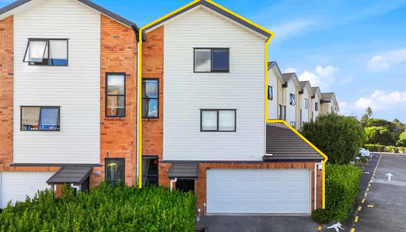 205/172 McLeod Road, Te Atatu South