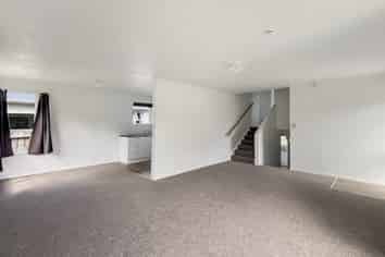 4  Cresta Place , Onerahi