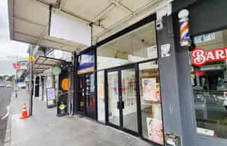 BOUTIQUE ON BROADWAY
