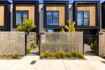 3/323 Lincoln Road, ADDINGTON