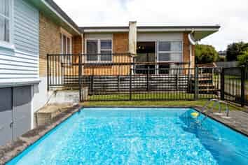 12 Pirongia  Road, Te Awamutu