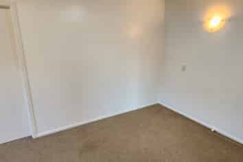 90 Mangorei Road, Strandon