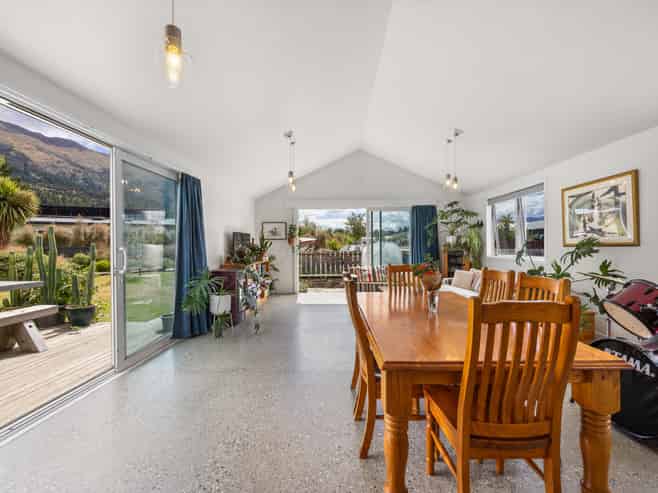 14 Francis Lane, Lake Hawea