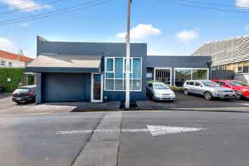 THE PERFECT PARNELL SHOWROOM
