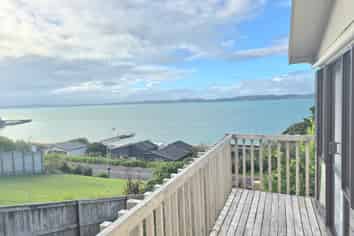 27 Carlton Crescent, Maraetai