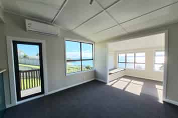 27 Carlton Crescent, Maraetai