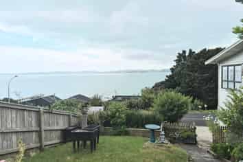 27 Carlton Crescent, Maraetai