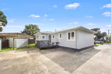 40 Reid Road, New Lynn
