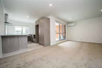 3/9 Vialou Street, Hamilton Central