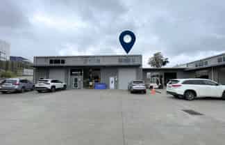 Vacant possession - quality industrial unit