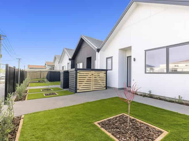 2/10 Mathieson Street, Whanganui
