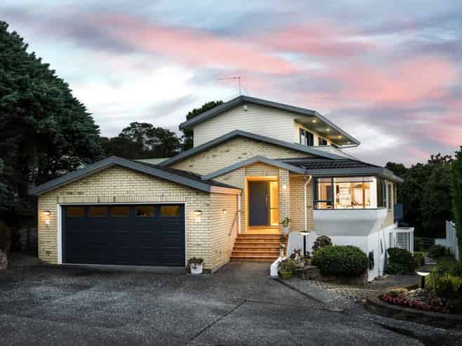 51A Isobel Road, Greenhithe