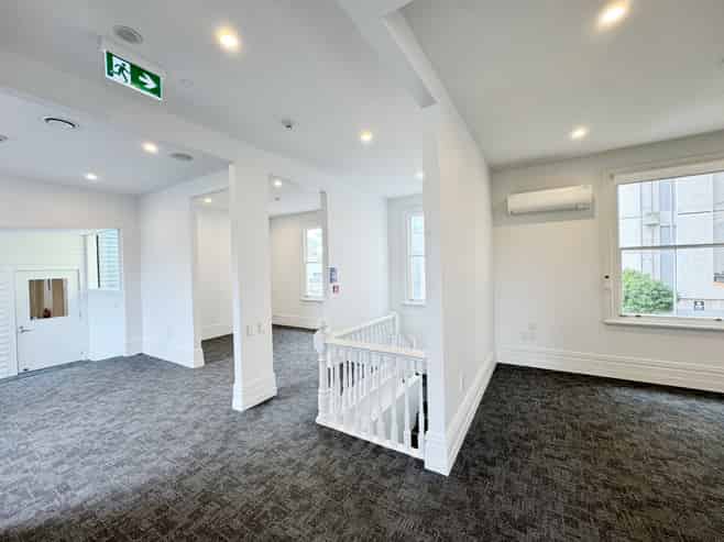 Stunning Character Office/Westend Precinct