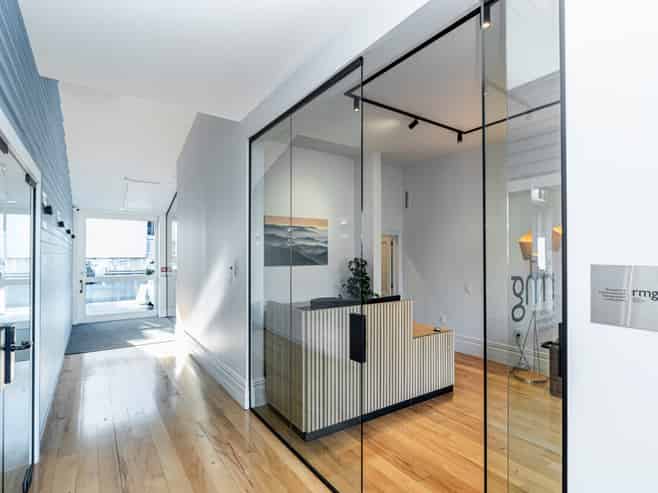 Stunning Character Office/Westend Precinct