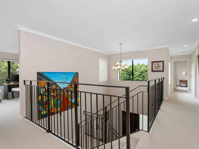 44 Laurel Oak Drive, Albany