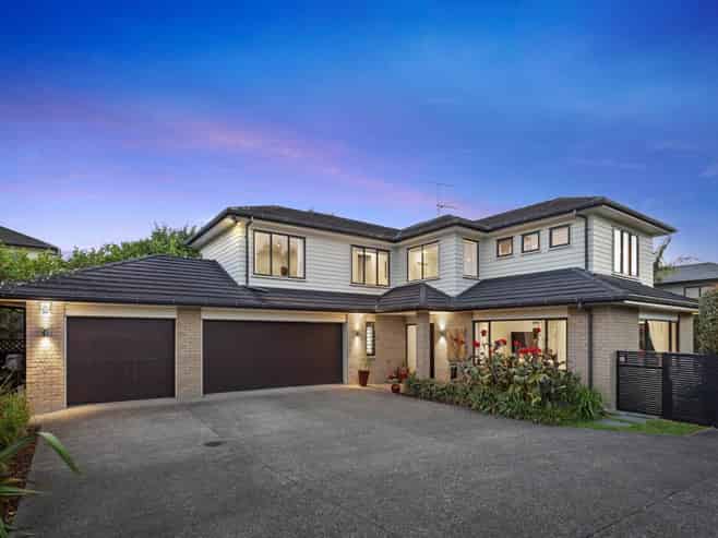 44 Laurel Oak Drive, Albany