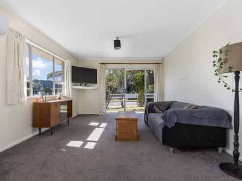 5 Kanawa Street, Waikanae