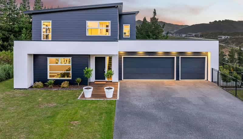 32 Pacific View, Whitby