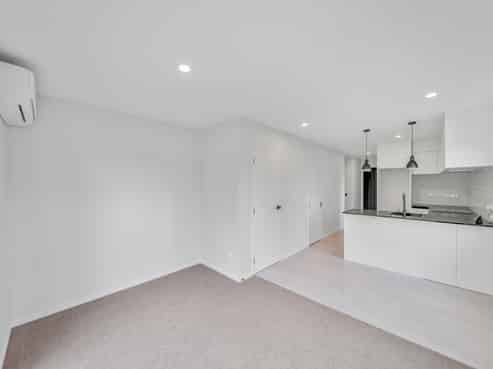 33 Mataara Lane, Manurewa