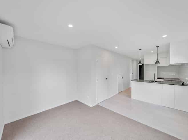 33 Mataara Lane, Manurewa