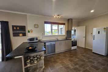 25 Carlisle Street, Levin