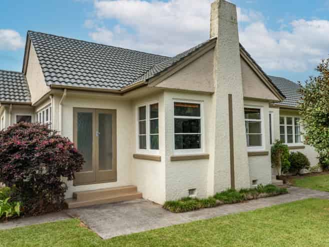 37 Storey Avenue, Forest Lake