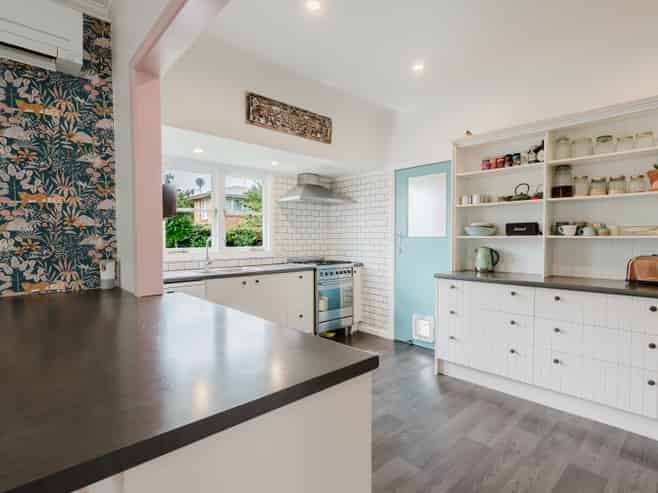 37 Storey Avenue, Forest Lake