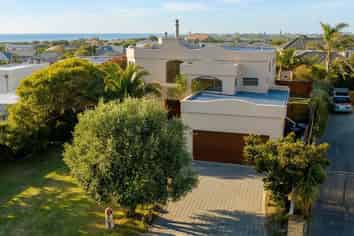 3 Shearwater Rise, Paraparaumu Beach