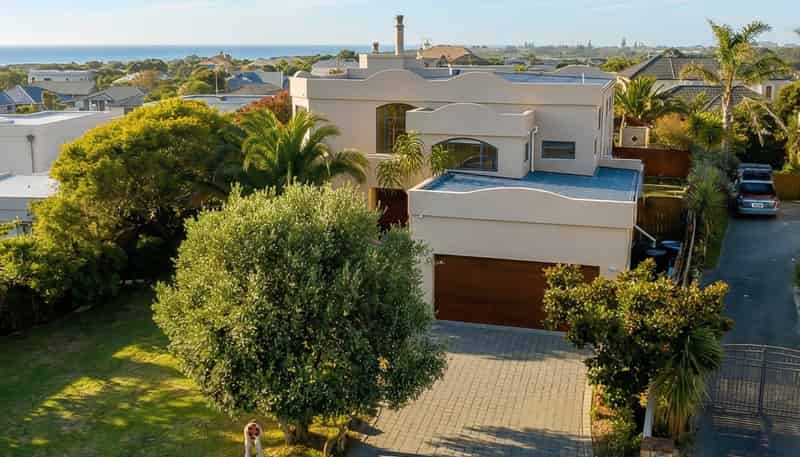 3 Shearwater Rise, Paraparaumu Beach