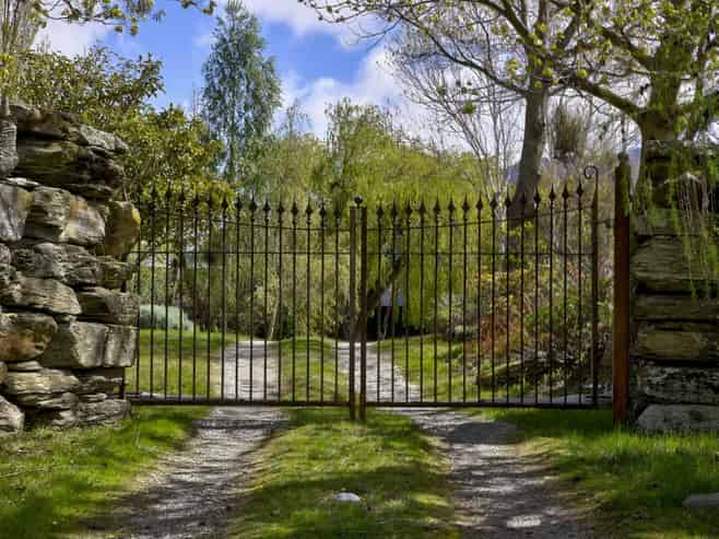 206 Peninsula Road, Kelvin Heights