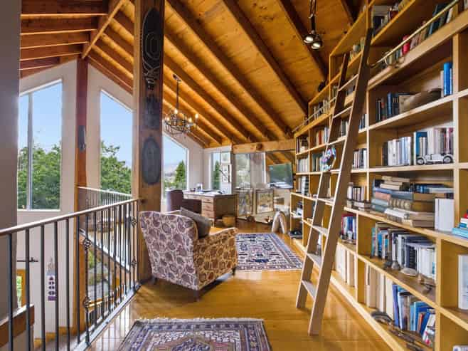 206 Peninsula Road, Kelvin Heights